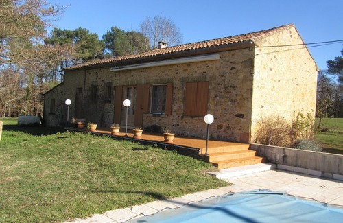Saint-Romain-de-Monpazier House | Peaceful Retreat with Panoramic Views & Pool – Perfect for Families & Friends