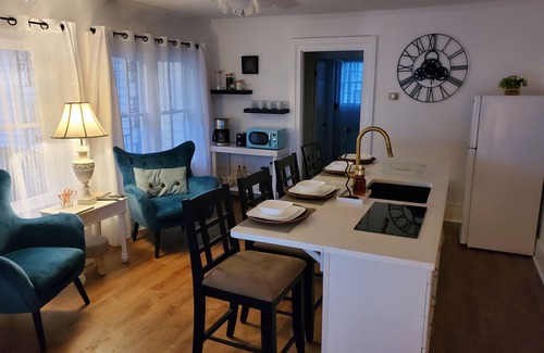 Cartersville House | Peace house