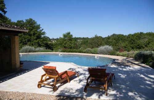 Baneuil House | Peace In France boutique Gite