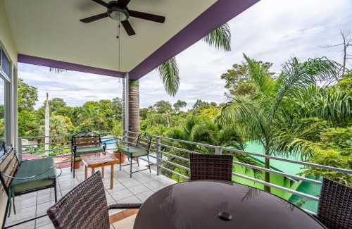 Manuel Antonio Hotel | Peace of Paradise Free park tour & Free breakfast