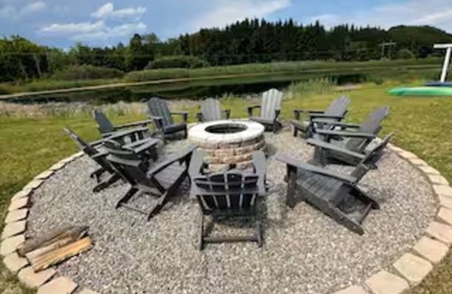 Naples House | Peace Pond Acres in the heart of the Finger Lakes