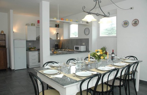 Capannori Villa | Peace, relaxation and privacy in the Lucca countryside. Swimming pool and air conditioning.