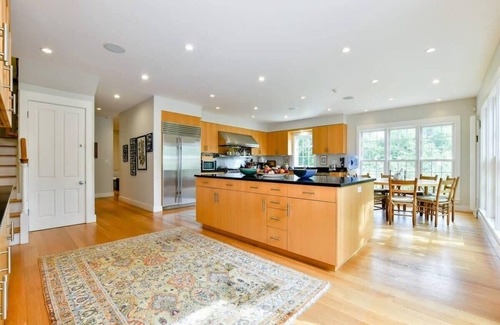 North Pomfret House | Peace & Tranquility At Your Our Own Private Estate