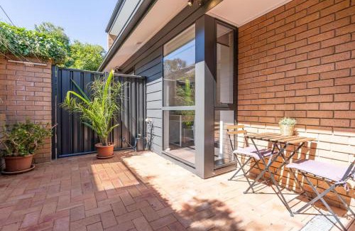 Garran House | Peaceful 1BR Home near Canberra Hospital - Hosted by CanStay