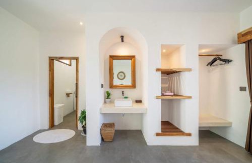 Pecatu Villa | Peaceful 1BR Villa - Pool near Savaya & Uluwatu-V3