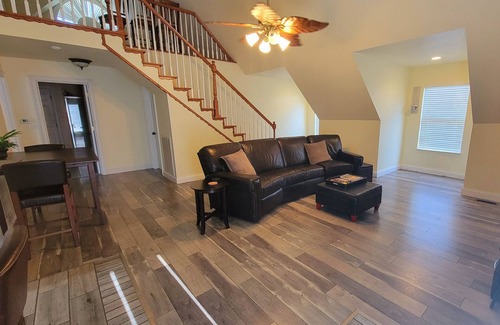 Friendsville House | Peaceful 2 BD Home w/ 360 degree Million Dollar Views