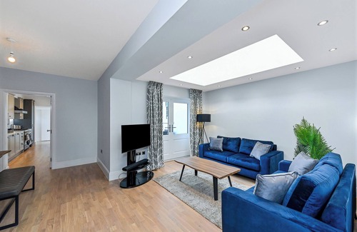 Clifton House | Peaceful 2-Bedroom House in Historic Clifton Village