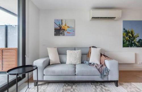 Abbotsford Apartment | Peaceful 2 bedroom unit with Free parking