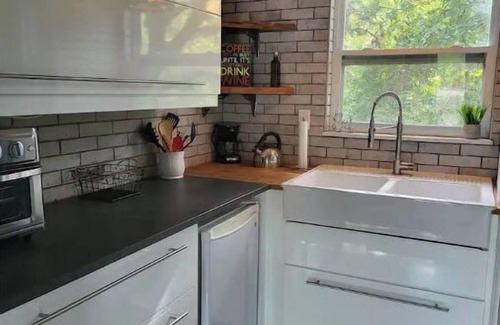Palm Harbor House | Peaceful 2-Story Cottage Retreat ~ Close to Beaches & Pinellas Trail!