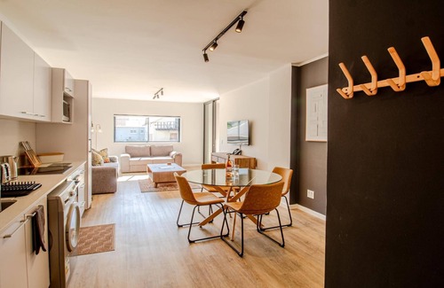 George Central Apartment | Peaceful 2BR Apartment in George with Views