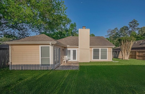 Spring House | Peaceful 3Bd home in Spring,TX with a peaceful vibe!