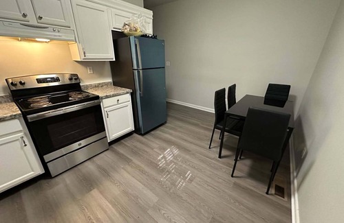 Atlanta House | Peaceful 4-bedroom townhome with AC in Atlanta