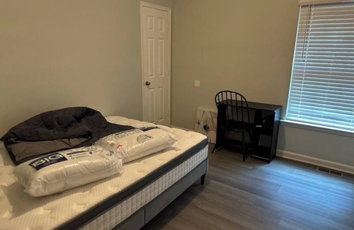 Atlanta House | Peaceful 4-bedroom townhome with AC in Atlanta