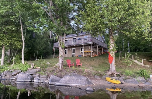 Petawawa Cottage | Peaceful 4 season cottage on the shores of the Petawawa River