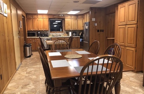 Lakehills House | Peaceful and relaxing! 8+ acres 300+' waterfront on beautiful Medina Lake/River