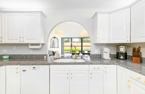 Jensen Beach House | Peaceful and Spacious Pool home in Jensen Beach! RV-Boat Prkg-Fenced Yrd