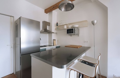 Epinettes Apartment | Peaceful and Stylish Apart Montmartre/Batignolles