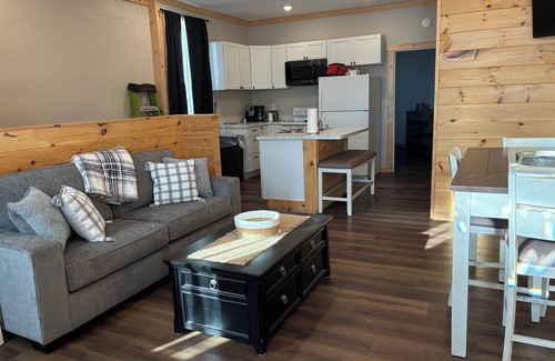 McConnelsville Apartment | Peaceful apartment with AC in charming McConnelsville