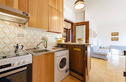 Ca Miro Apartment | Peaceful Apartment In Deiva Marina, Deiva Marina, Italy