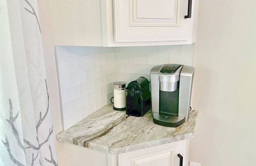 Placida Condo | PEACEFUL BAYFRONT RETREAT: 2 Min Walk to Beach: Parking Ferry & Pool incl