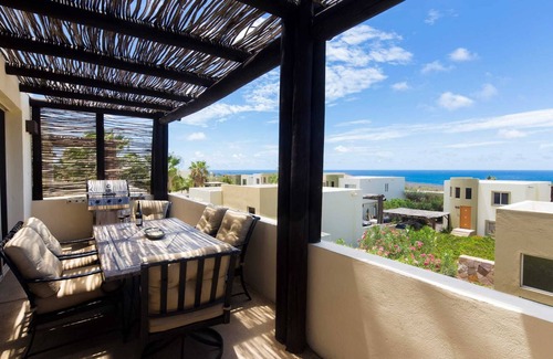 El Tezal Villa | Peaceful Beautiful 3B Villa for Rent