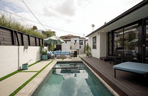 Sunset Park House | Peaceful bungalow in Santa Monica to Work and Recharge