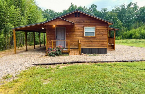 Daisy Cabin | Peaceful cabin <1 mile from Daisy State Park + Private Access to Bear Creek Trail
