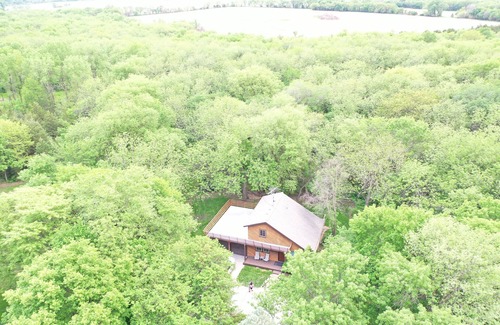 Walton Cabin | Peaceful cabin outside of Lincoln