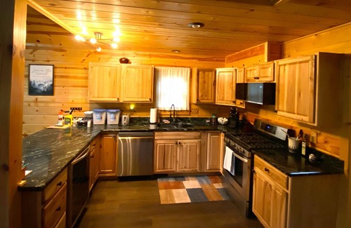 Murphy Cabin | Peaceful cabin retreat in Murphy, NC