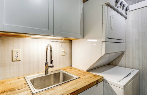 Mayetta Apartment | Peaceful Cabin Retreat Near Prairie Band Casino