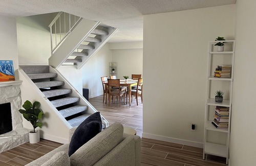 Foothills House | Peaceful, calming, comfortable in Lakewoods best area - 1 min. to hiking!