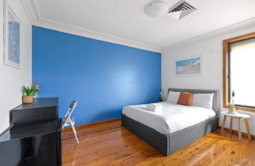 Liverpool House | Peaceful & Central Stay in Liverpool - Private Double Room - Shared Bathroom