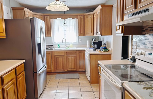 Brunswick Apartment | Peaceful, Centrally Located Apartment - 5 min from St Simon Island