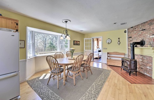 Menemsha House | Peaceful Chilmark Farmhouse by Menemsha Beach