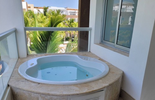 Punta Cana Condo | Peaceful condo a few meters from the beach