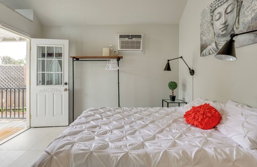 Temecula Apartment | Peaceful Cottage ~ 3 Mi to Old Town & Wineries!