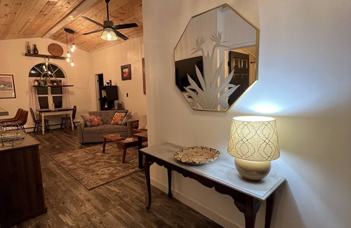 New Franklin Cottage | Peaceful cottage farmhouse with firepit, 5 minutes from reservoir
