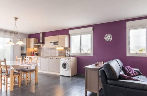 Moimay Cottage | Peaceful cottage in Marast, 3 bedrooms, pets allowed