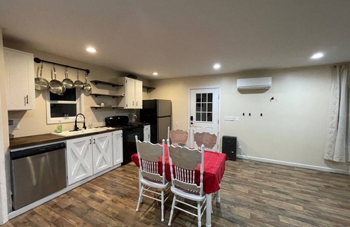 Morganton Apartment | Peaceful Cottage Retreat in the Foothills – Near Boone, Blowing Rock & Asheville