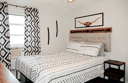 New Century Other | Peaceful Country Retreat - 3-bedroom farmhouse on 4.5 acres with large Barn!