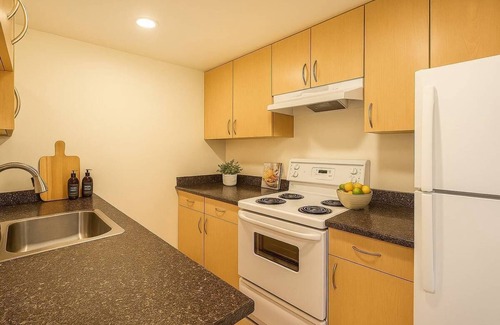 West Vancouver House | Peaceful, Cozy 2bd in British properties West Vancouver