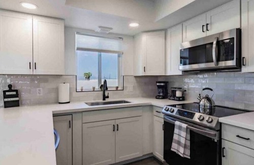 Lake Havasu City House | Peaceful Desert Villa w/Lake View & Spa