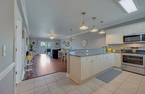 Central Myrtle Beach Apartment | Peaceful Easy Feelings