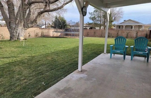 Lancaster House | Peaceful Entire Studio with Full Bath/Kitchenette