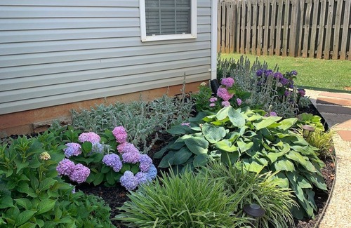 Mooresville House | Peaceful escape - 4 bedrooms with backyard oasis.