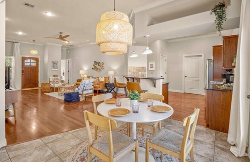 Fayetteville House | Peaceful Fayetteville Retreat, 15 Min from U of A