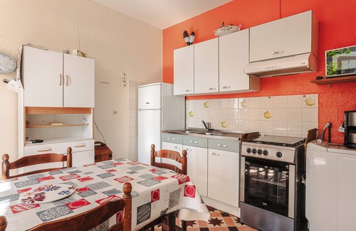 Saint-Trojan-les-Bains House | Peaceful Holiday Home with Private Courtyard – Close to Beaches and Shops in Saint-Trojan