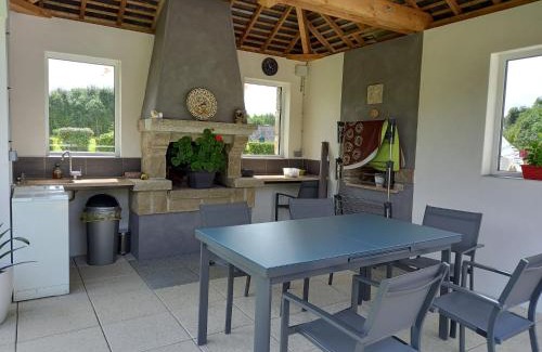 Epiniac House | Peaceful Garden Retreat, Epiniac