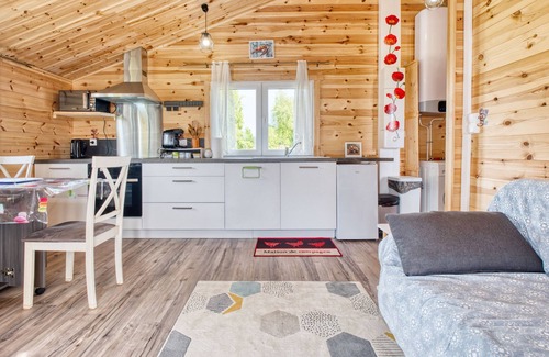 Thenac Ski Chalet | Peaceful Getaway in Dordogne – Chalet for 4 People