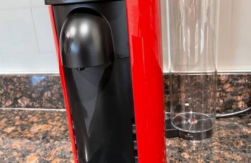 Radcliff House | Peaceful Haven ~ 4 BR/3BA, 7 Beds/5 TVs ~ Pet friendly